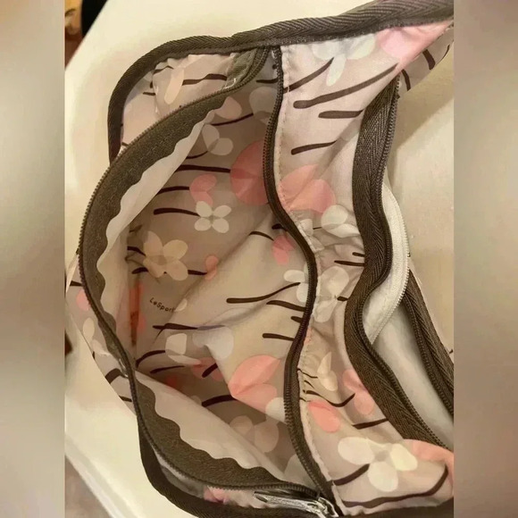 LeSportSac Flowers Bloom Hobo bag - Picture 7 of 12